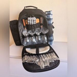 Black Picnic Backpack Set of 4